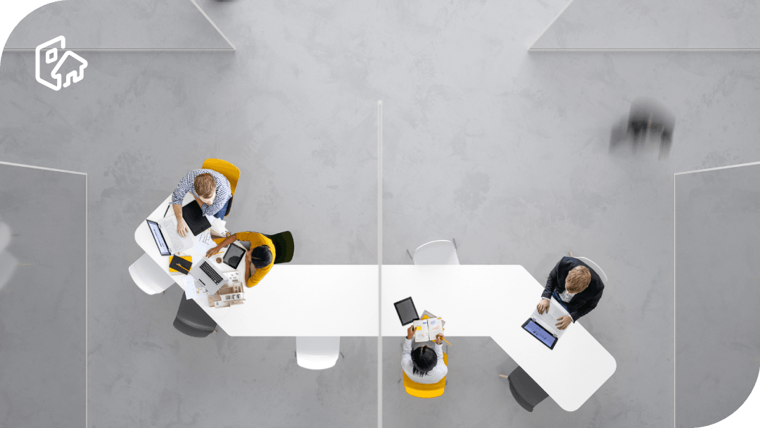 Hoteling-en-la-oficina-que-es-y-como-implantar-un-sistema-de-reserva-de-escritorios (1)